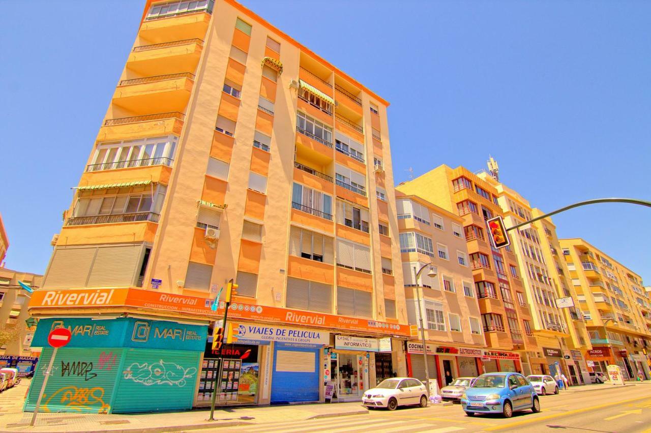 Low Cost Rooms Malaga River Exterior photo